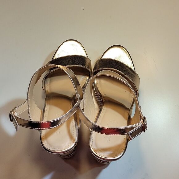 BRAND NEW CHARLOTTE RUSSE CORINNA OPEN TOE WEDGE ANKLE STRAP SANDAL - Picture 7 of 15